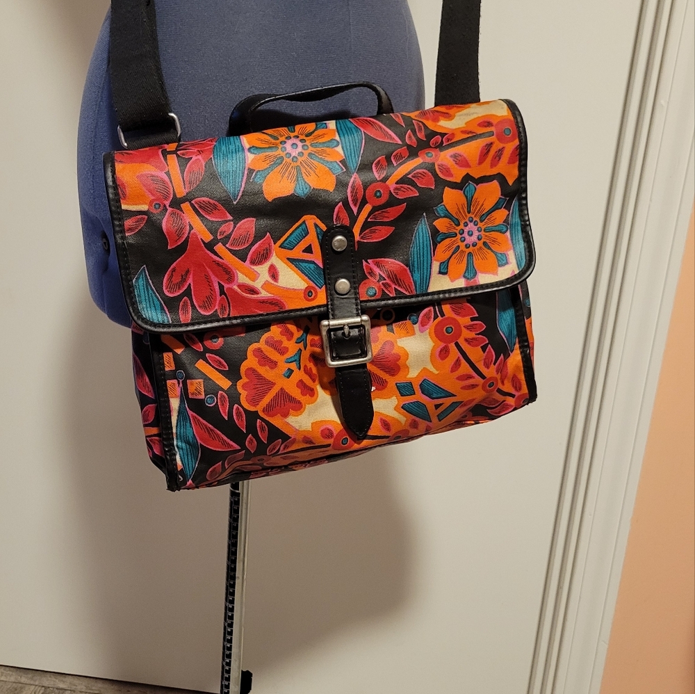 Fossil brand crossbody bag